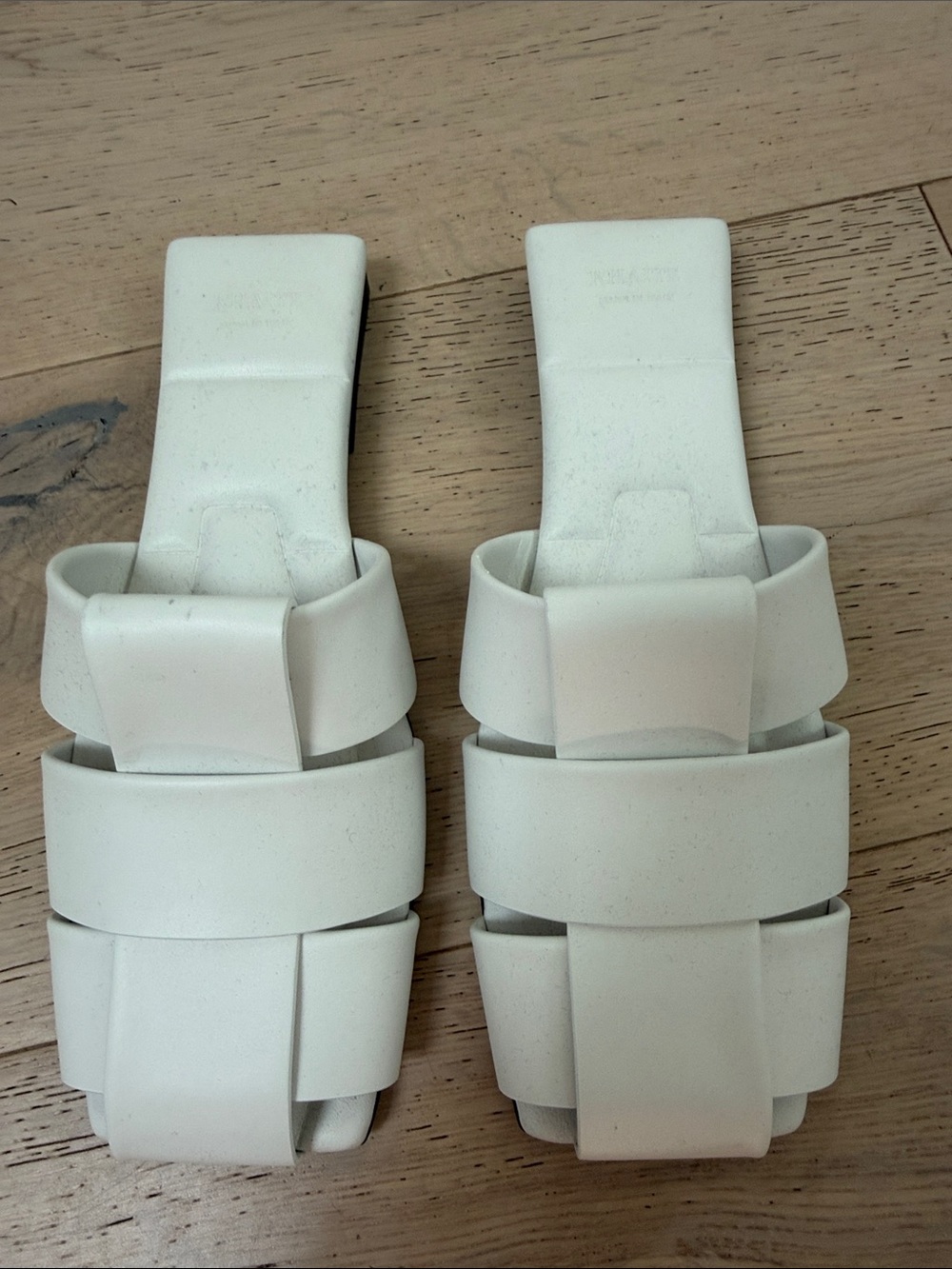 KHAITE Perry White Leather Flat Mule